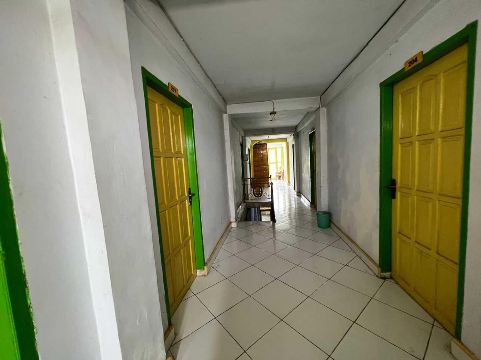 Oyo 93296 Kost Gowa Near Gowa