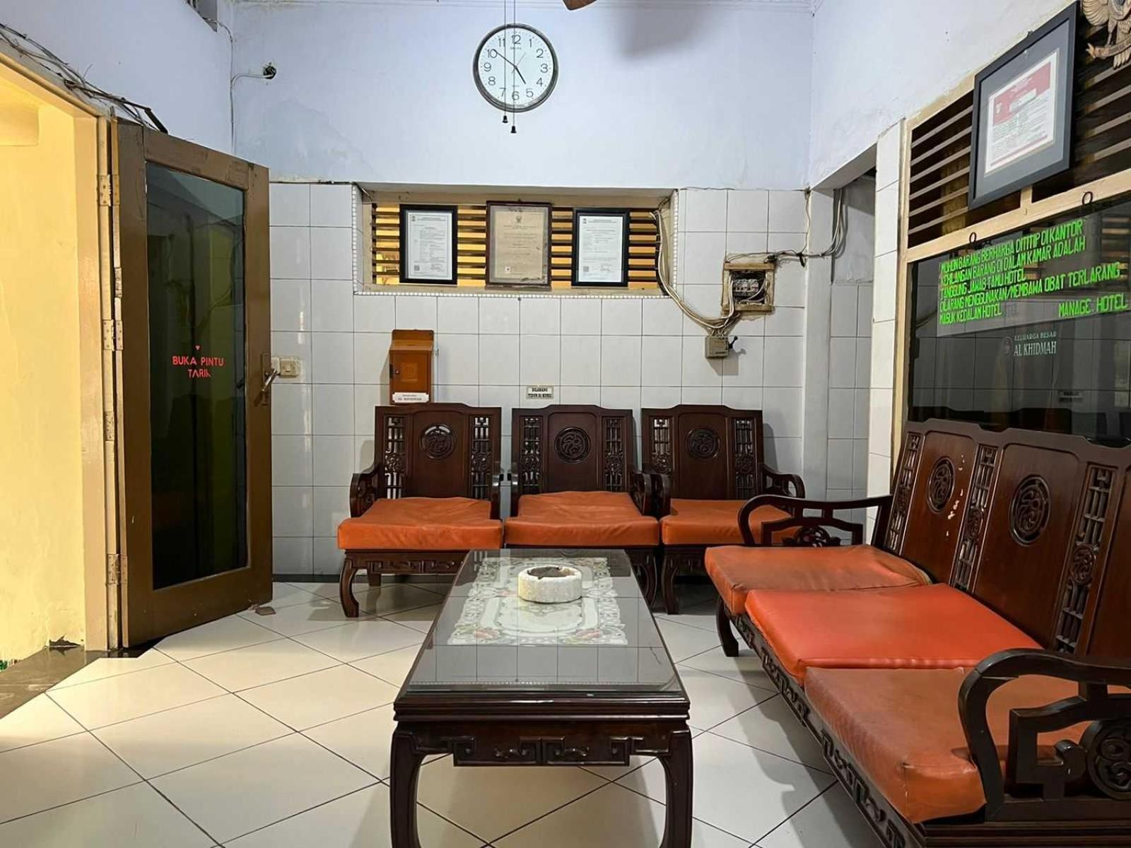 Hotel Oyo 93296 Kost Gowa Near Gowa Makassar